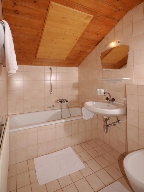 Ferienhaus Martlerhof Tux Kamer foto
